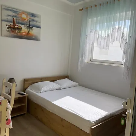 Kristi & Mari 招待所 Vlorë