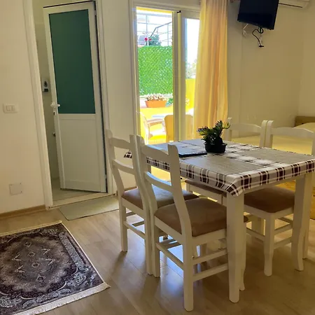 Kristi & Mari Pensión