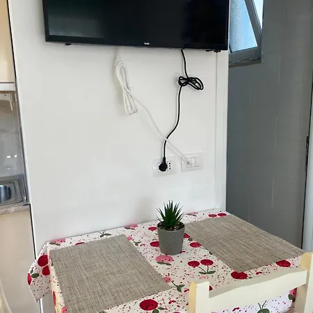 Pensión Kristi & Mari 3*