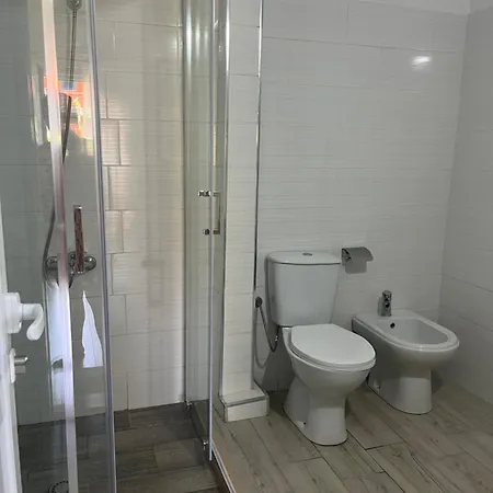 Pensión Kristi & Mari Vlorë